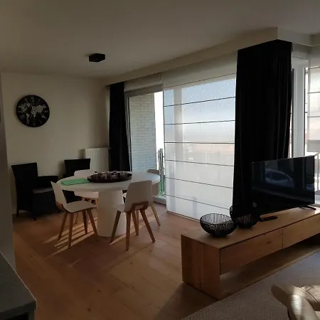 Zeedijk La Digue 102 Met Garage - Lateraal Zeezicht Apartmán