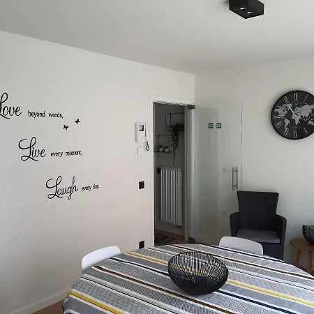 Appartement Zeedijk La Digue 102 - Lateraal Zeezicht Koksijde